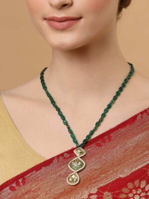 Elegant Emerald Bead Necklace
