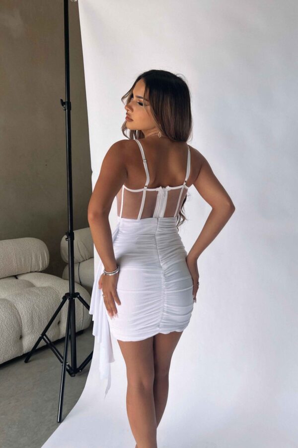 Elegant White Bodycon Dress