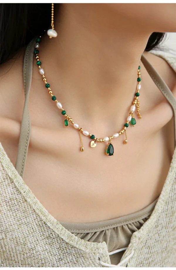 Elegant Beaded Necklace With Green And Pearl Accents