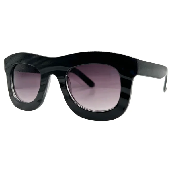 Stylish Tortoiseshell Sunglasses