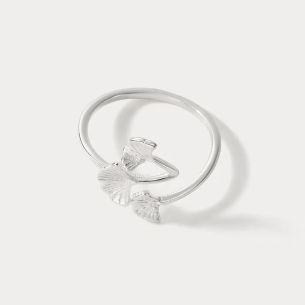 Elegant Leaf-Inspired Adjustable Ring