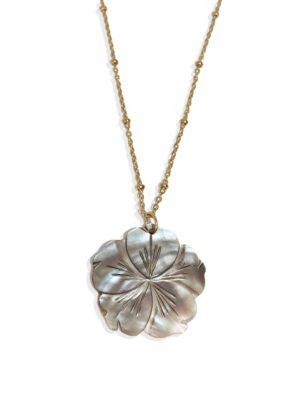 Elegant Faux Pearl Flower Necklace